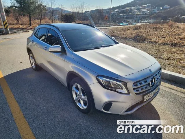 Mercedes-Benz GLA-Class 2018 — фото 1