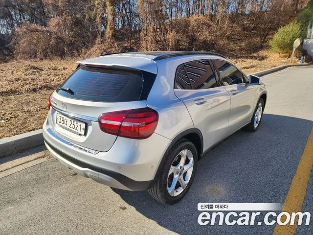 Mercedes-Benz GLA-Class 2018 — фото 7