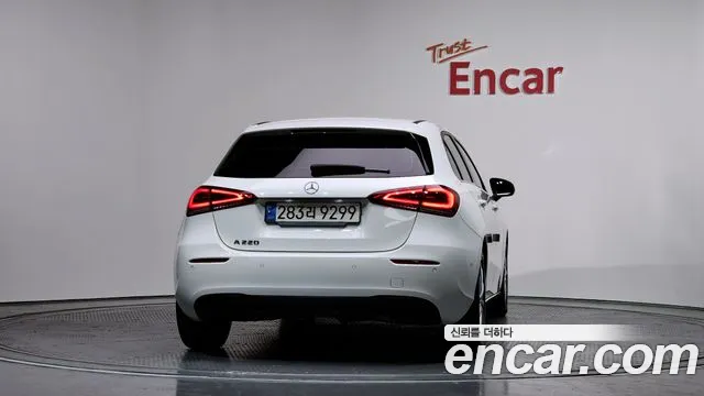 Mercedes-Benz A-Class 2020 — фото 4
