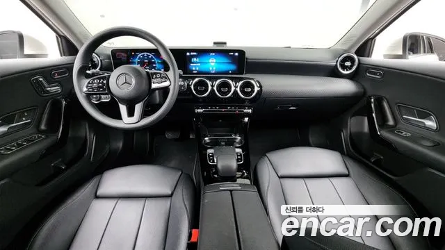 Mercedes-Benz A-Class 2020 — фото 7