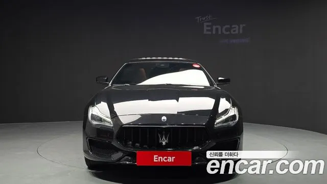 Maserati Quattroporte 2023 — фото 3