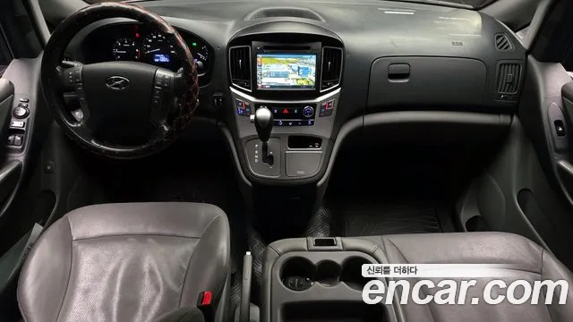 Hyundai Starex 2019 — фото 7