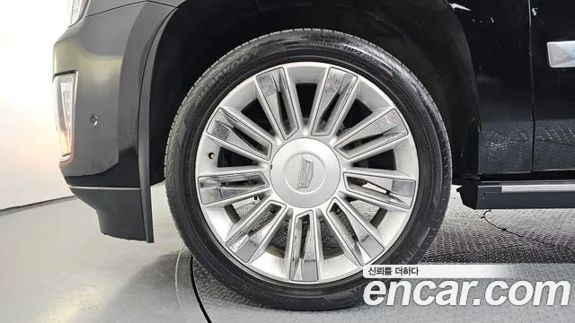 Cadillac Escalade 2018 — фото 5