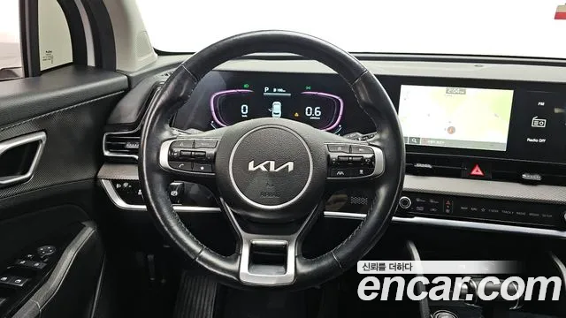 Kia Sportage 2022 — фото 13