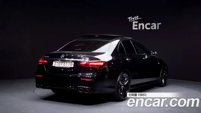 Mercedes-Benz E-Class 2023 — фото 2