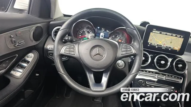 Mercedes-Benz C-Class 2018 — фото 13