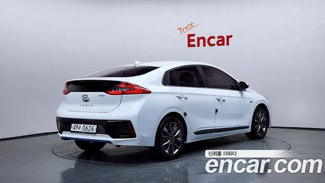 Hyundai Ioniq 2016 — фото 2