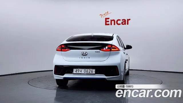 Hyundai Ioniq 2016 — фото 4