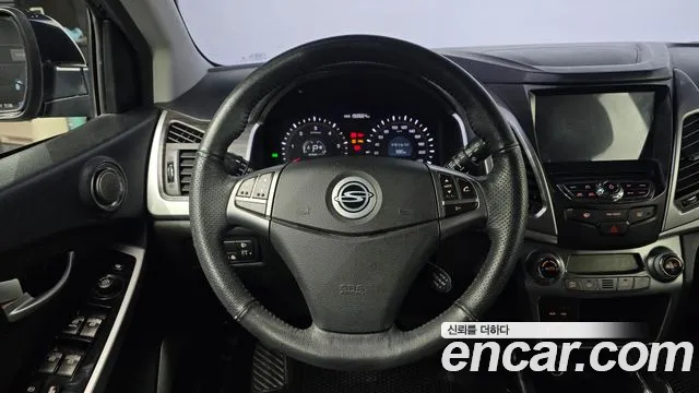 KG_Mobility_Ssangyong KORANDO 2015 — фото 13