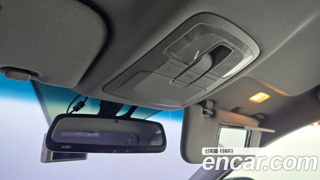 KG_Mobility_Ssangyong KORANDO 2015 — фото 20