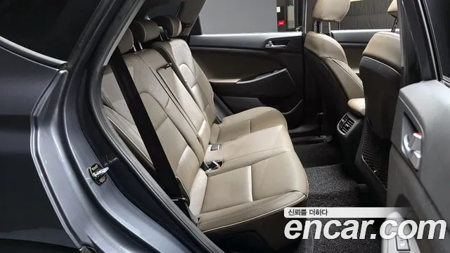 Hyundai Tucson 2019 — фото 12