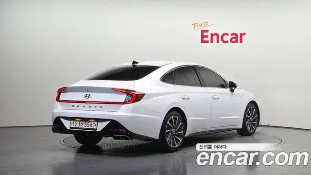 Hyundai Sonata 2020 — фото 2