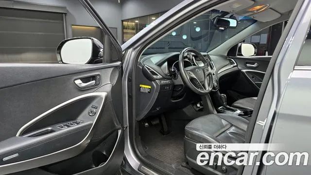 Hyundai Santafe 2016 — фото 11