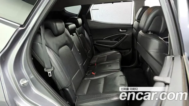 Hyundai Santafe 2016 — фото 12