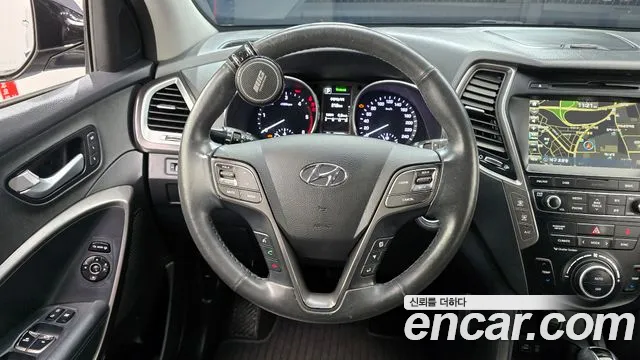 Hyundai Santafe 2016 — фото 14