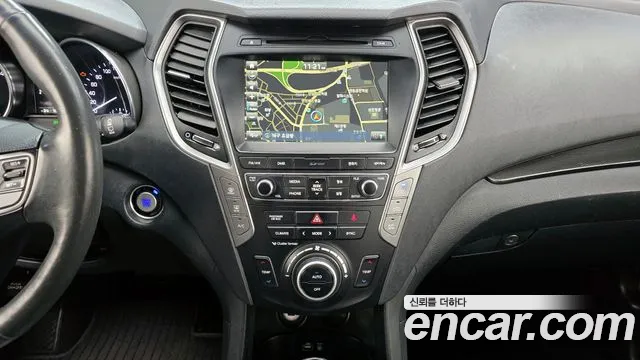 Hyundai Santafe 2016 — фото 15