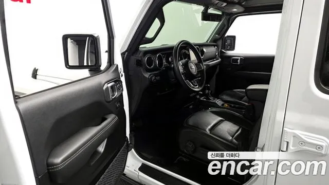 Jeep Wrangler 2023 — фото 10