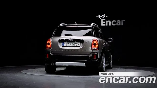 Mini Countryman 2020 — фото 4