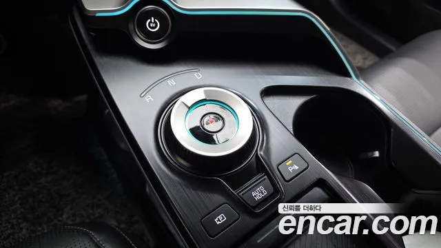 Kia EV6 2025 — фото 9