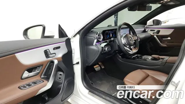 Mercedes-Benz CLA-Class 2022 — фото 10