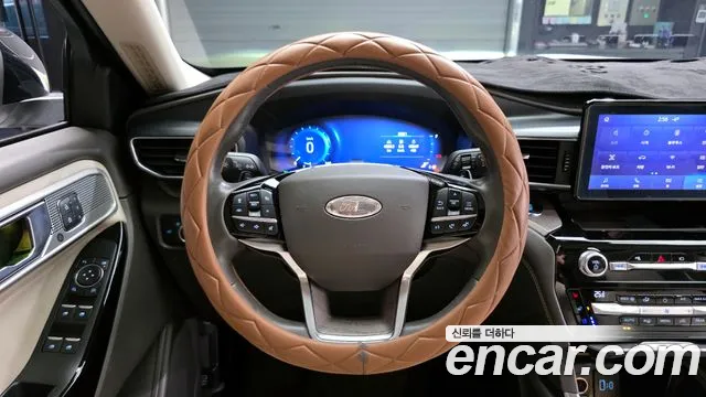 Ford Explorer 2021 — фото 13