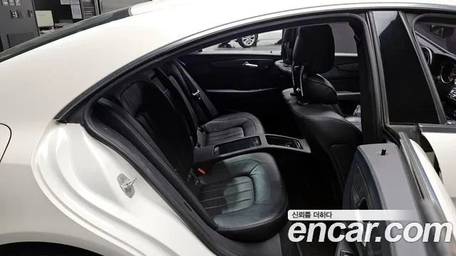 Mercedes-Benz CLS-Class 2014 — фото 11
