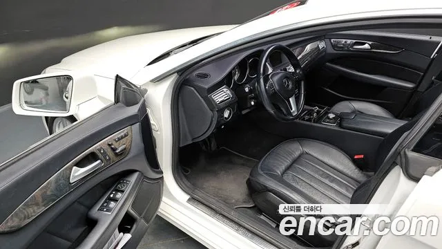 Mercedes-Benz CLS-Class 2014 — фото 12