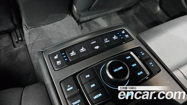Hyundai Genesis 2014 — фото 19