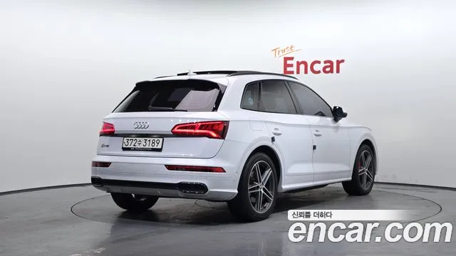 Audi SQ5 2020 — фото 2