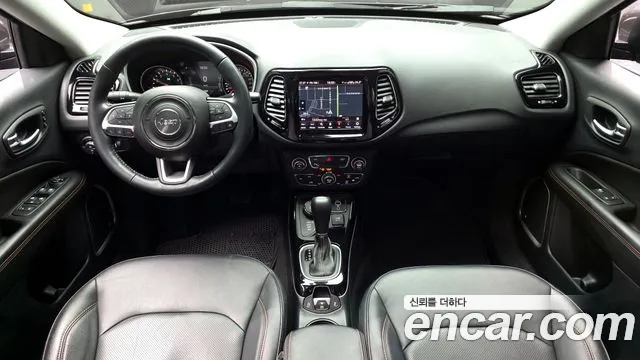 Jeep Compass 2020 — фото 7