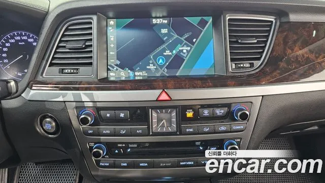 Hyundai Genesis 2016 — фото 15