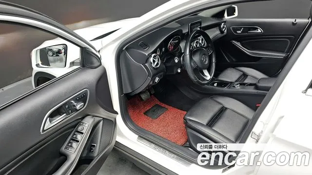 Mercedes-Benz GLA-Class 2019 — фото 12