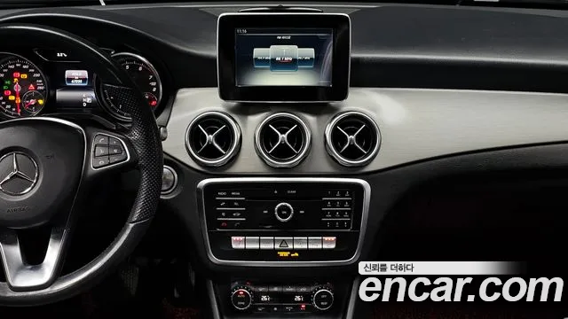 Mercedes-Benz GLA-Class 2019 — фото 14