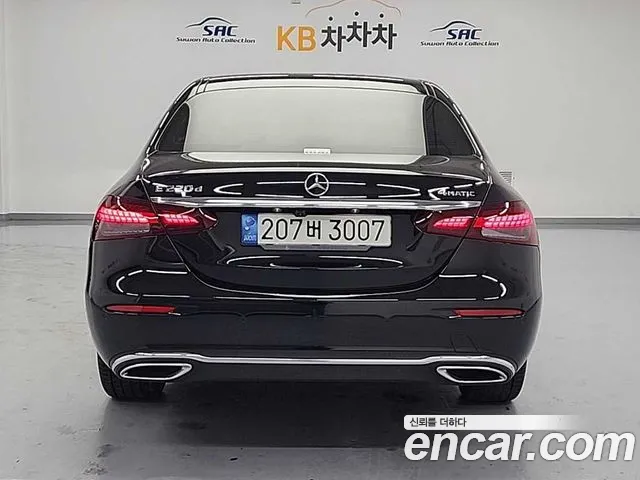 Mercedes-Benz E-Class 2021 — фото 3