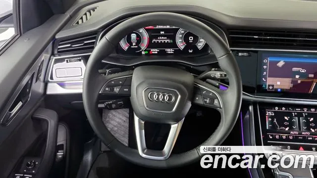 Audi Q8 2021 — фото 13