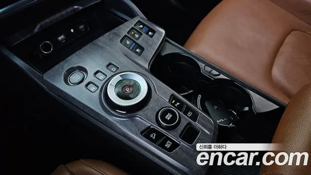 Kia Sportage 2022 — фото 9