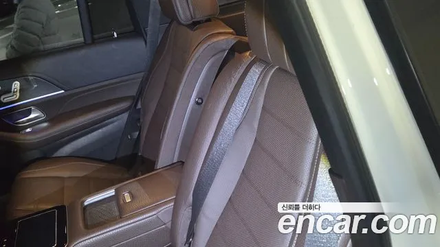 Mercedes-Benz GLS-Class 2022 — фото 18