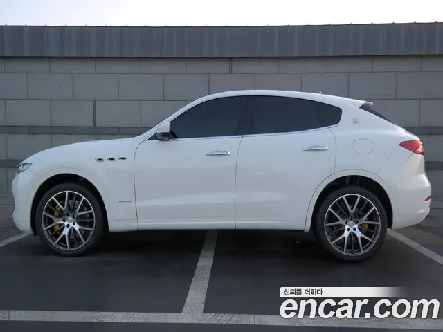 Maserati Levante 2018 — фото 6