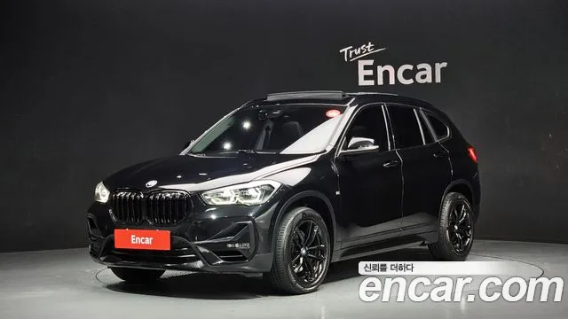 BMW X1 2021 — фото 1