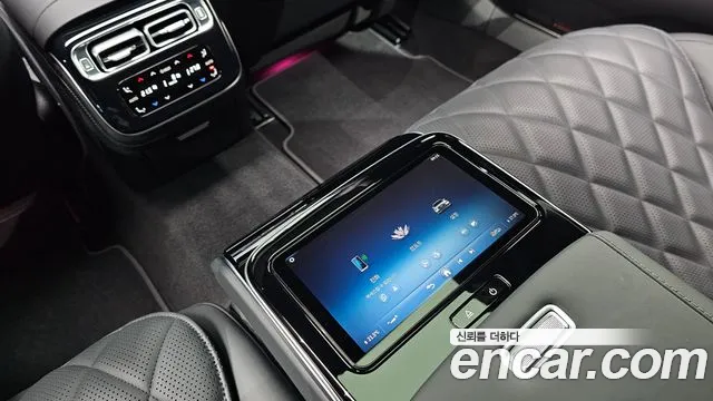 Mercedes-Benz S-Class 2023 — фото 17