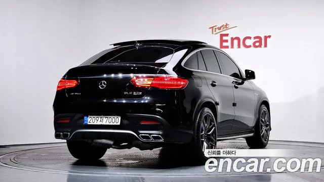 Mercedes-Benz GLE-Class 2019 — фото 2
