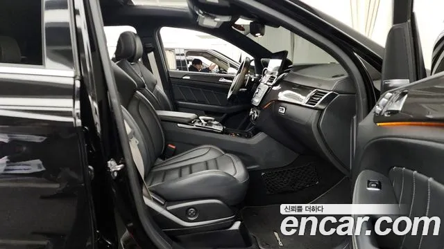 Mercedes-Benz GLE-Class 2019 — фото 12