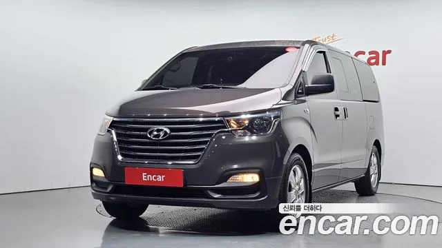 Hyundai Starex 2019 — фото 1