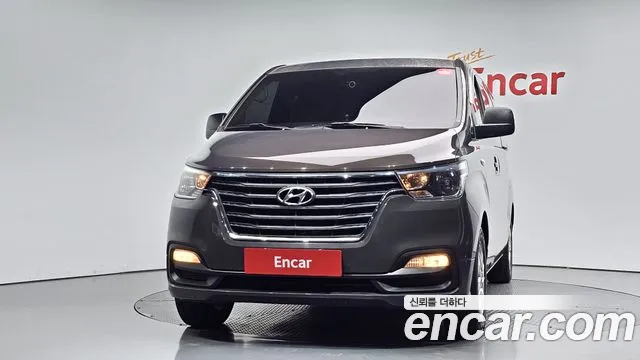 Hyundai Starex 2019 — фото 3