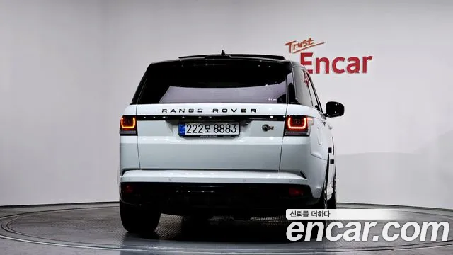 Land Rover Range Rover Sport 2017 — фото 4
