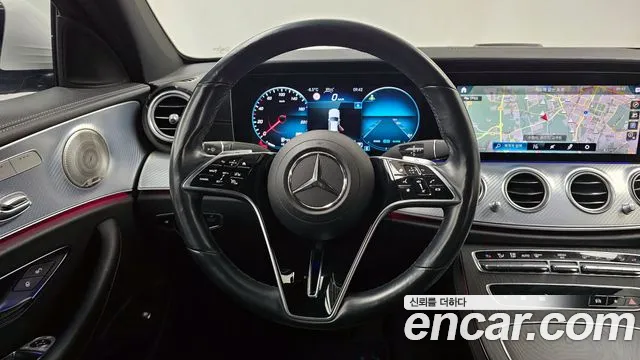 Mercedes-Benz E-Class 2021 — фото 13
