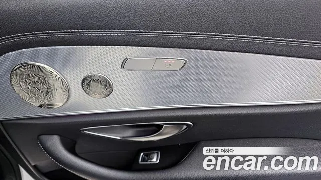 Mercedes-Benz E-Class 2021 — фото 18