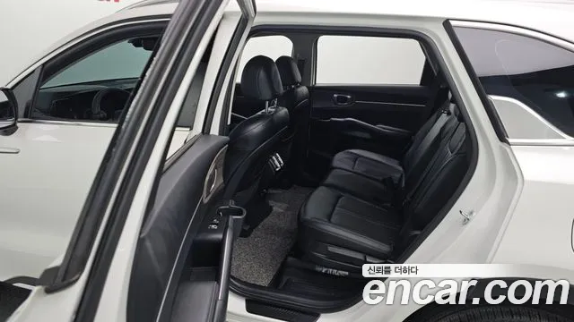 Kia Sorento 2021 — фото 13