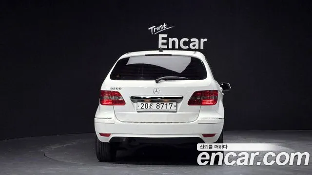 Mercedes-Benz B-Class 2010 — фото 4