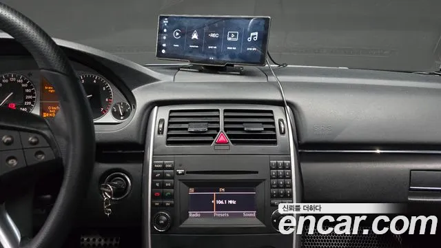 Mercedes-Benz B-Class 2010 — фото 15
